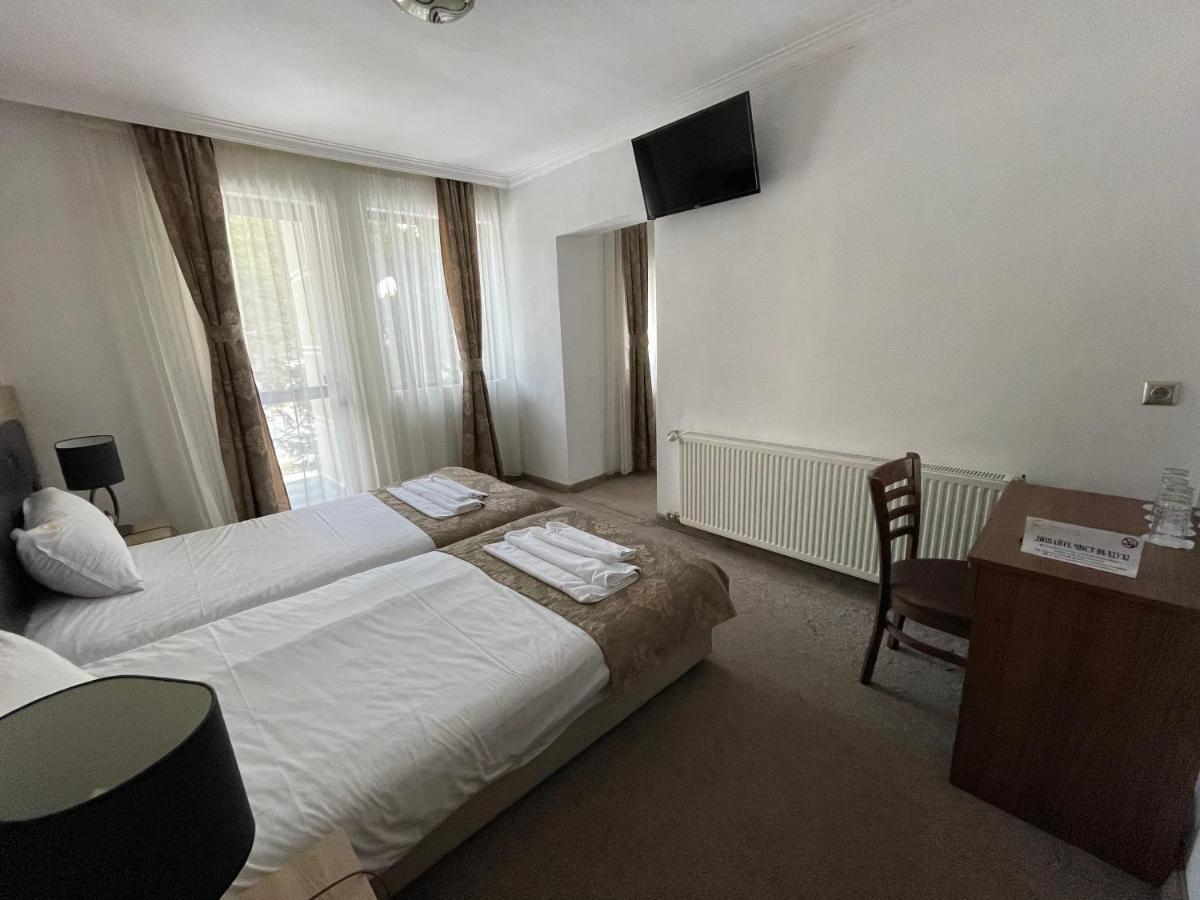 Hotel Merdjan Szarnica Kültér fotó