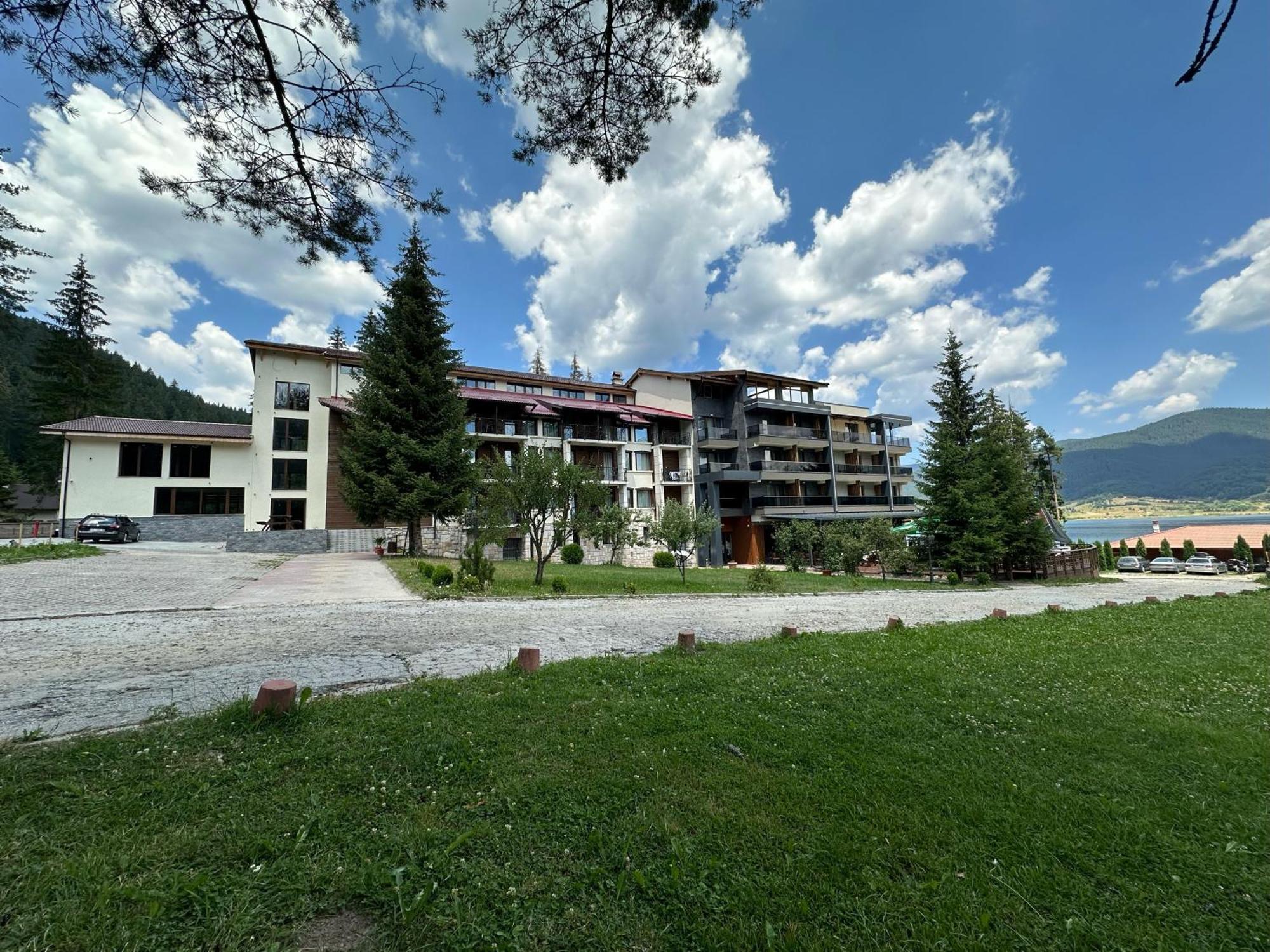 Hotel Merdjan Szarnica Kültér fotó