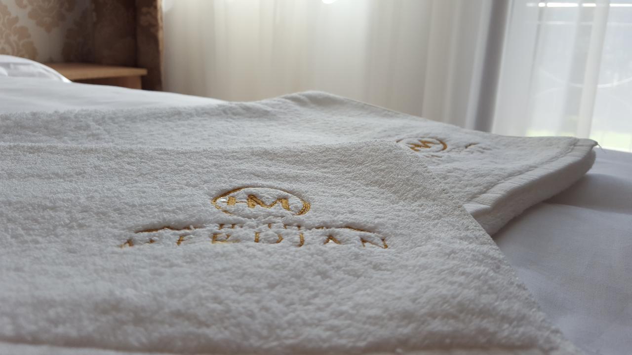 Hotel Merdjan Szarnica Kültér fotó